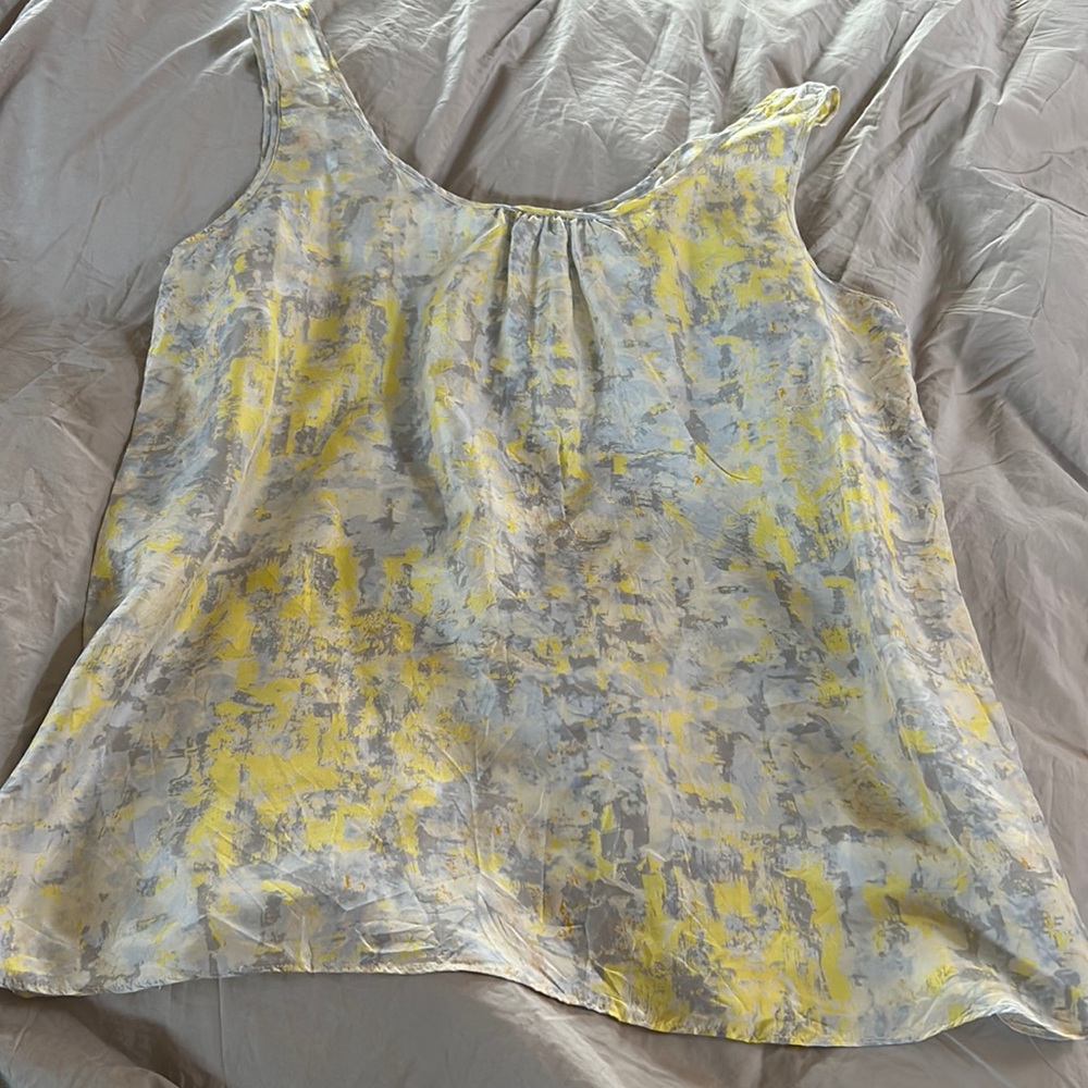 Cabi top! Cute, cool and stylish!